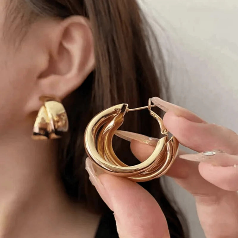 Luna Twist Hoops
