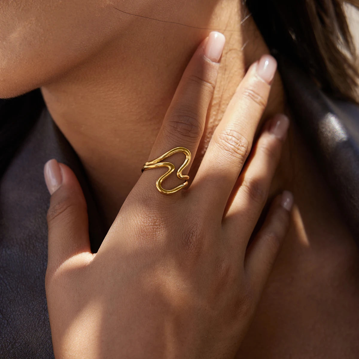 Lustra Ring