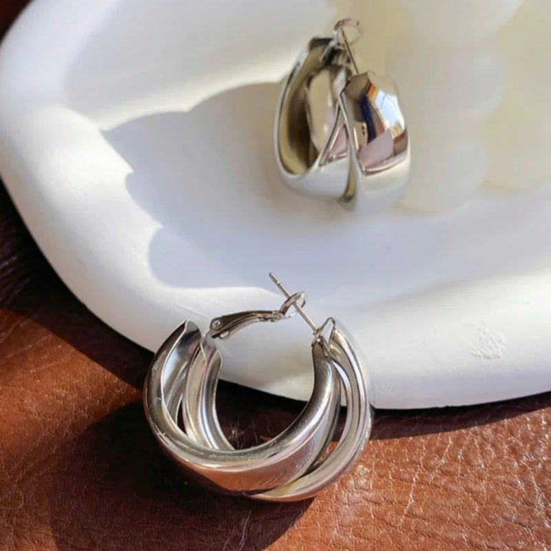 Luna Twist Hoops