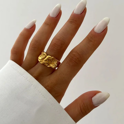 Mira Sculpt Ring