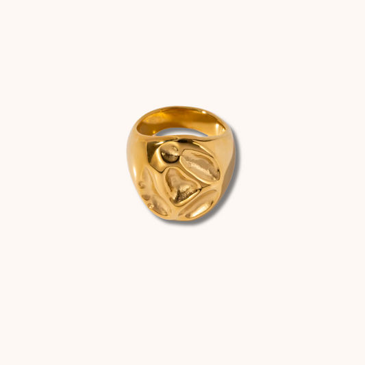 Solenne Ring