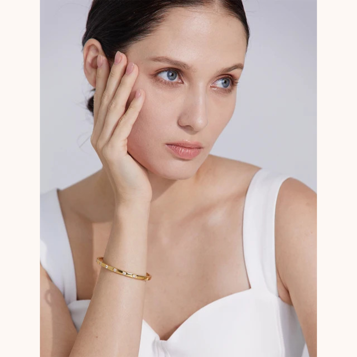 Celeste Classic Bangle