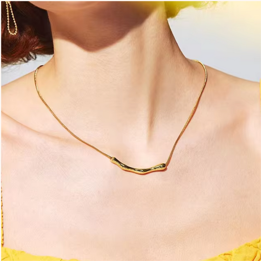 Selene Necklace