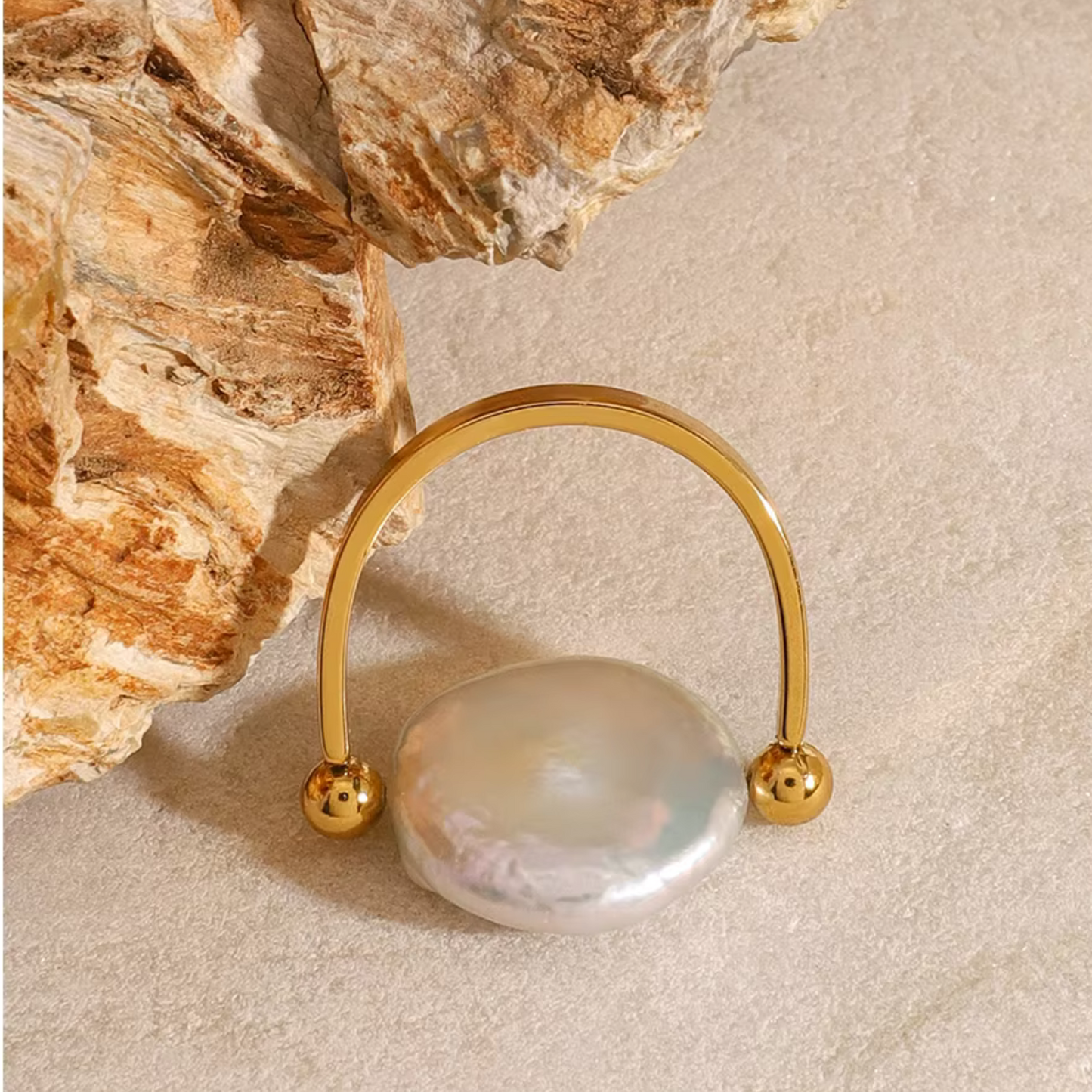 Selene Pearl Ring