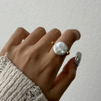 Selene Pearl Ring
